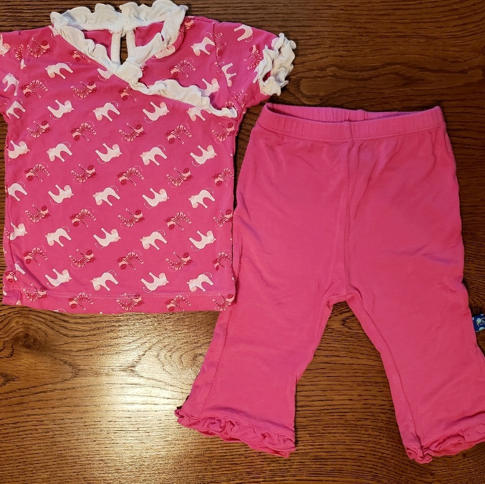 3-6m EUC OG candy zebra Kickee Pants